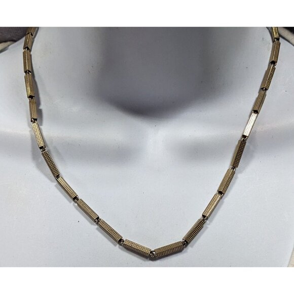 Vintage Rectangular Tube Chain Necklace Gold Tone With Textured Finish - Picture 3 of 5